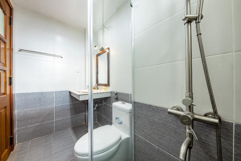 Oyo 227 Trang Anh Hotel Нячанг Экстерьер фото